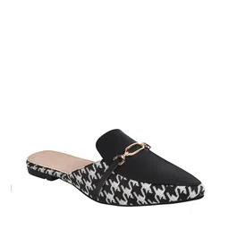 selfiee Women Abstract Printed Mules with Metal Accent image 3
