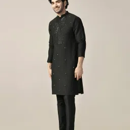 kisah Men Embellished Regular Fit Kurta image 3
