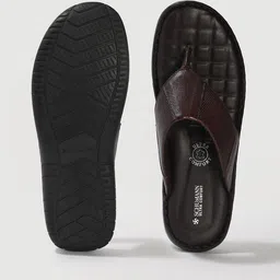 schumann Men Thong-Strap Slip-On Sandals image 3