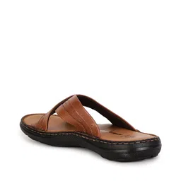 hush puppies Men Open-Toe Criss-Cross Strap Sandals image 3