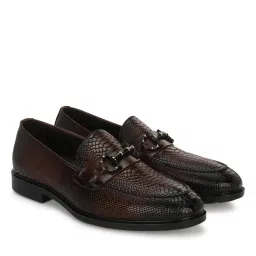 egoss Men Croc-Embossed Loafers with Metal Accent image 3