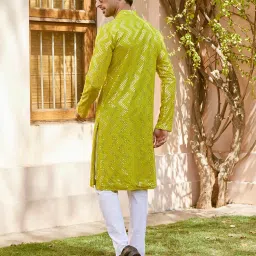 see designs Men Embellished Regular Fit Kurta image 3