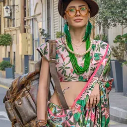 ri-wah Women Tropical Print Saree with Thin Border image 3