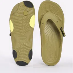 crocs Unisex Classic Flip Flop image 3