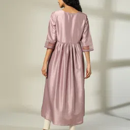 avaasa mix n' match Women Embroidered A-Line Kurta image 3