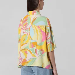 only Women Abstract Shirt with Spread Collar image 3