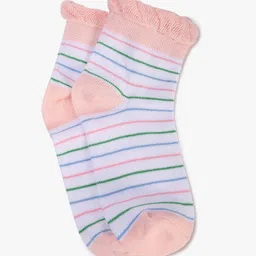 wotnot by azorte Girls Pack of 3 Printed Ankle-Length Socks image 3