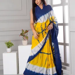 shivanya handicrafts Printed Saree with Contrast Border image 3