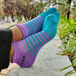 heelium Set of 2 Striped Ankle-Length Socks image 3