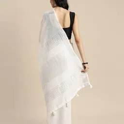 griva designer Women Traditional Saree With Blouse Piece image 3