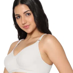 in care Pack of 2 Non-Padded T-Shirt Bras image 3