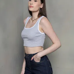 Shein Contrast Trim Ribbed Fitted Crop Tank Top image 3