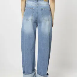 yousta Women Turn-Up Mid-Wash Wide-Leg Jeans image 3
