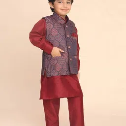 pro-ethic(style developer) Boys Embroidered Kurta Pyjama Set with Waistcoat image 3