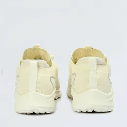 max Men Sports Shoes image 4