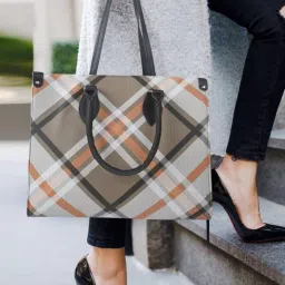 fargo Women Shoulder Bag with Metal Accent image 4