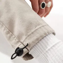 asos design Men Tapered Fit Cargo Pants with Insert Pockets image 4