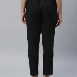 aurelia Women Slim Fit Pants with Insert Pockets image 4