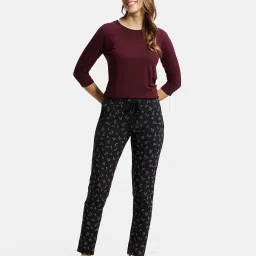 jockey Women 1301 Super Combed Cotton Elastane Stretch Slim Fit Trackpants with Side Pockets image 4