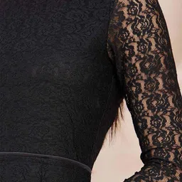 styli Lace Round-Neck Sheath Dress image 4