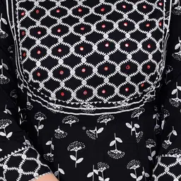 gulaniya Floral Print Fit & Flare Dress image 4