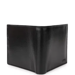 one8 Bi-Fold Card-Holder Wallet image 4