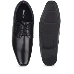 bata Men Plain-Toe Derby Shoes image 4