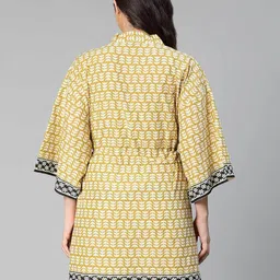 oxolloxo Printed Shrug with Kimono Sleeves image 4