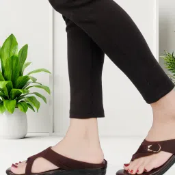 big bird footwear Slip-On Thong-Strap Sandals image 4