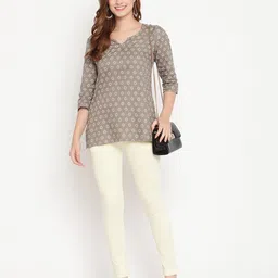 tag 7 Solid Leggings image 4