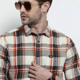 the indian garage co Men Checked Slim Fit Shirt with Patch Pocket image 4