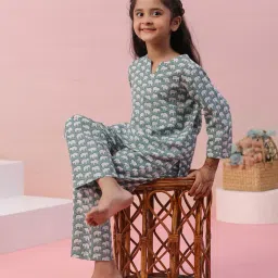 say Girl Printed Top & Pants Set image 4