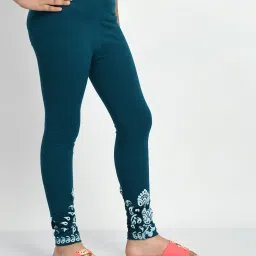 indiweaves Girls Pack of 3 Floral Print Leggings with Elasticated Waistband image 4