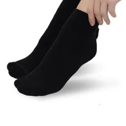 n2s next2skin Pack of 3 Solid Socks image 4