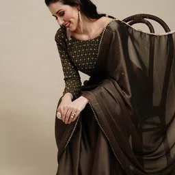 ri-wah Embellished Saree with Blouse Piece image 4