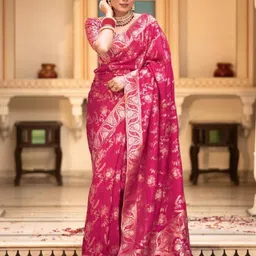 styleelite Women Banarasi Silk Saree with Woven Motifs image 4