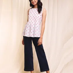 pink fort Women Floral Print Relaxed Fit Pintuck Top image 4