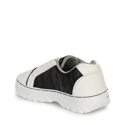 bucik Round-Toe Shoes with Lace Fastening image 4