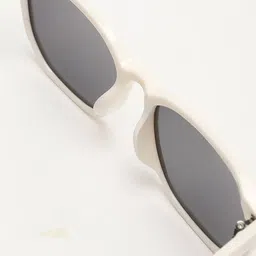 the bear house BSG-OSOY-WH Unisex Polarised Lens Oversized Sunglasses image 4