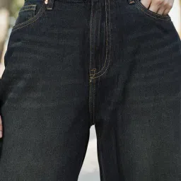 Shein Full Length High Rise Mid Wash Baggy Jeans image 4