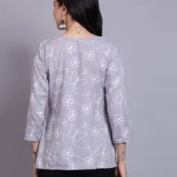 revangi Women Embroidered Straight Tunic image 4