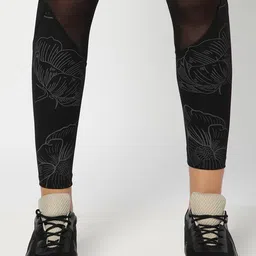 performax Women Compression High-Waist Tights with Power Mesh Ventilation image 4