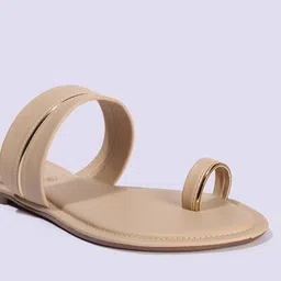 hi-attitude Women Toe-Ring Sandals image 5