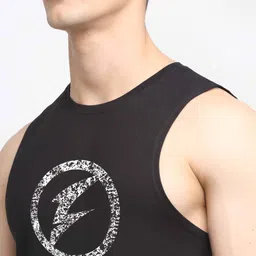 friskers Men Logo Print Sleeveless Vest image 5