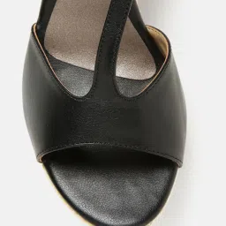 marc loire Strappy Wedge Heels with Buckle Closure image 5