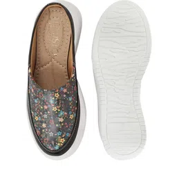 fausto Women Round-Toe Slip-On Shoes image 5