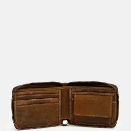 teakwood leathers Bifold Wallet with Zip Closure image 5