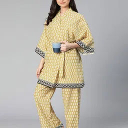 oxolloxo Printed Shrug with Kimono Sleeves image 5