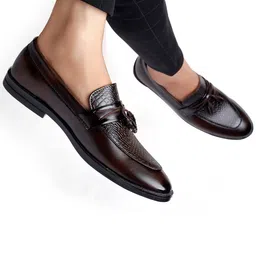 bxxy Slip-On Mocassins with Tassels image 5