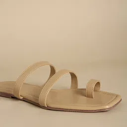 acai Toe-Ring Flat Sandals image 5